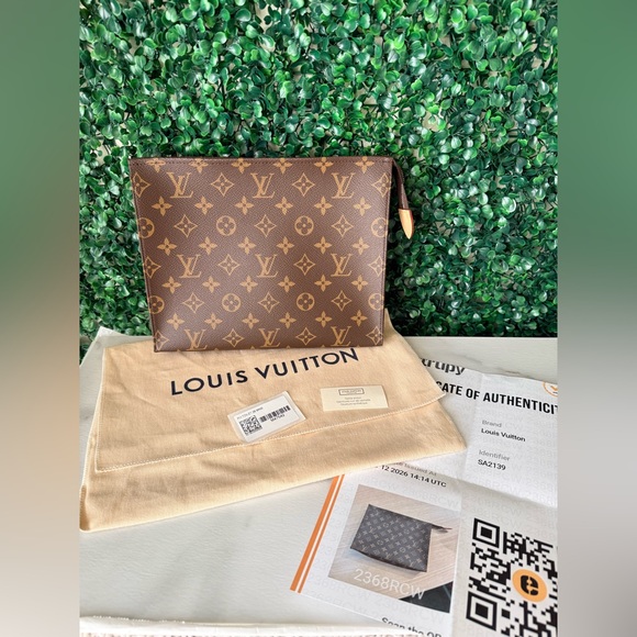 Louis Vuitton Handbags - Louis Vuitton Brown Monogram Toiletry 26 Pouch